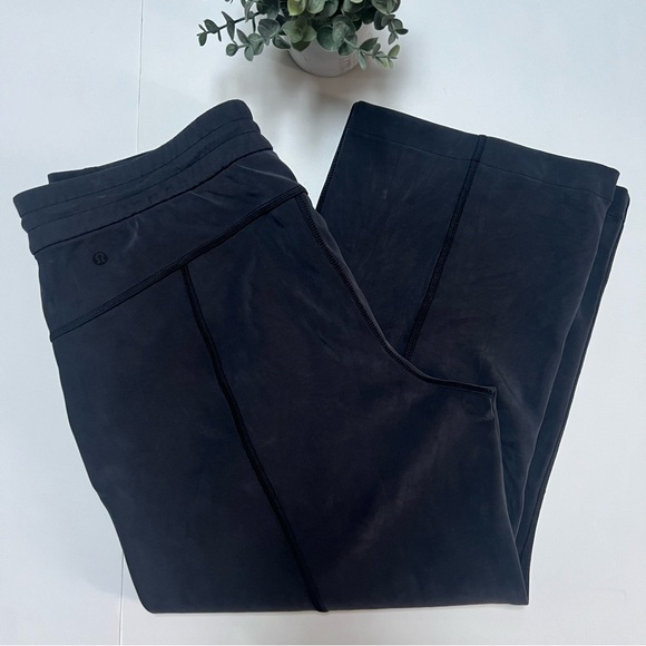 lululemon athletica Pants - Lululemon Softstreme High-Rise Straight Leg Crop Black Size 12